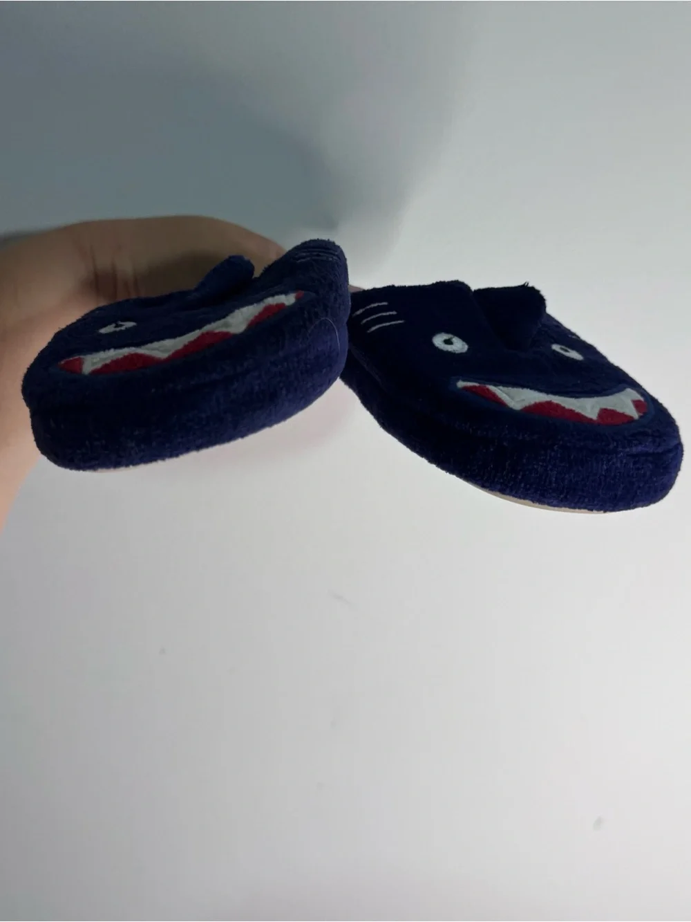 Pottery Barn Kids Shark Slippers Navy Blue Size Medium Plush Novelty